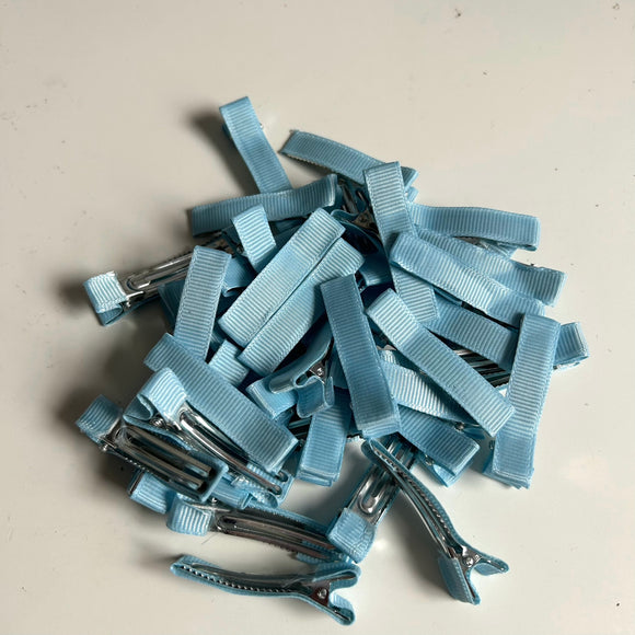 48mm Baby Blue Lined Alligator Hair Clip